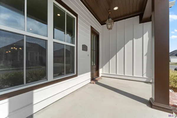 $365,000 | 364 Glenthorne Drive, Gonzales, LA 70737