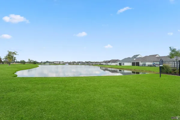 $365,000 | 364 Glenthorne Drive, Gonzales, LA 70737