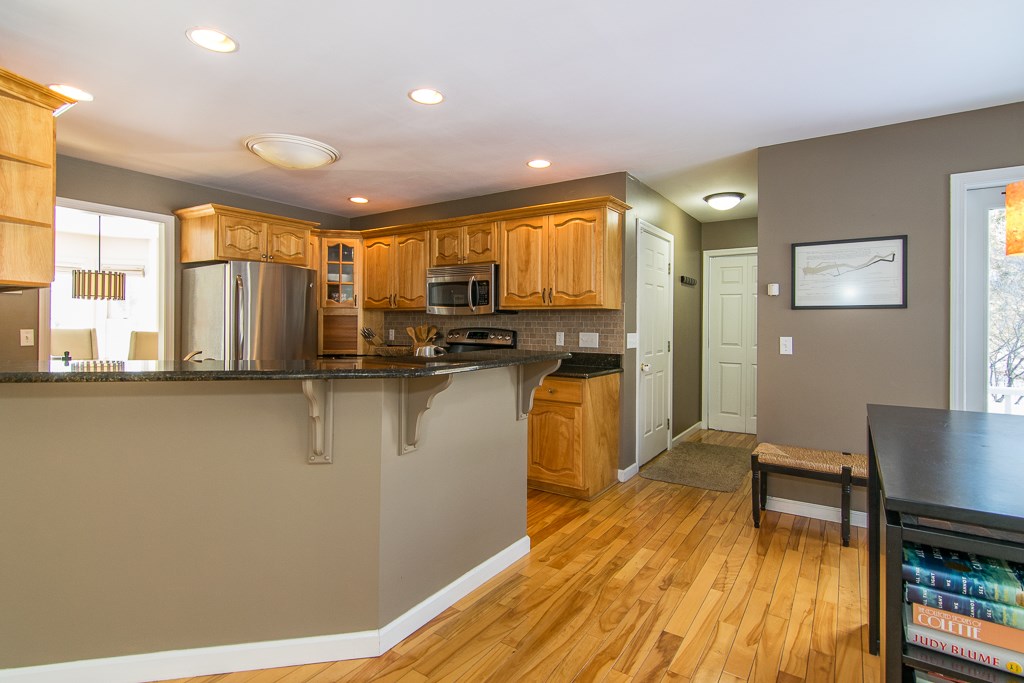 64 Muirfield Road Burlington, VT 05408 - Photo 13 of 36 Gallery Image 13