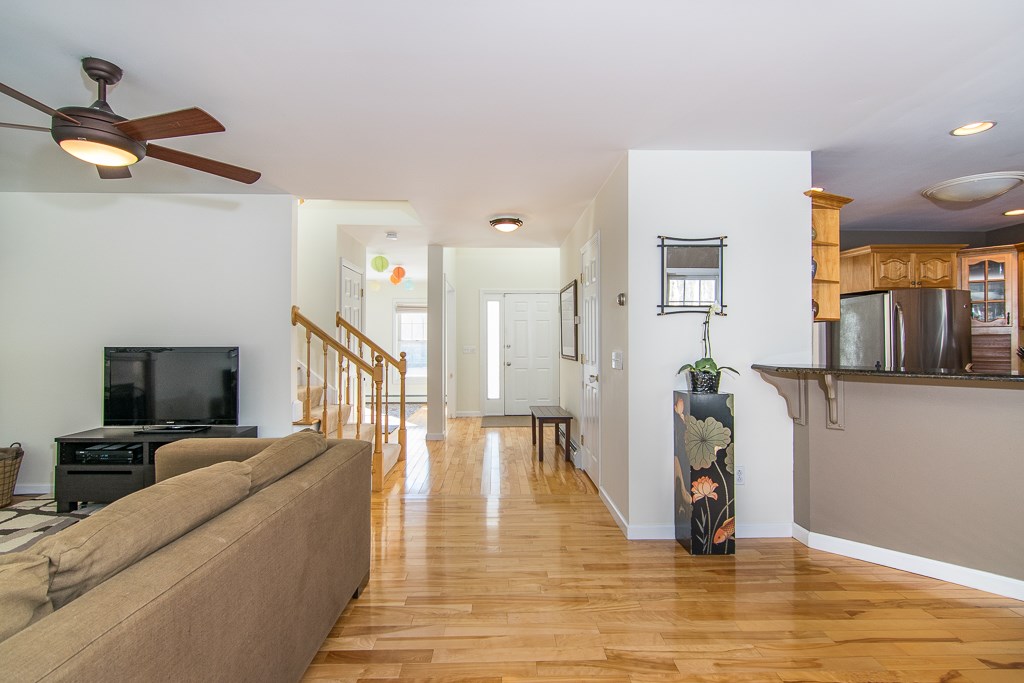 64 Muirfield Road Burlington, VT 05408 - Photo 8 of 36 Gallery Image 8