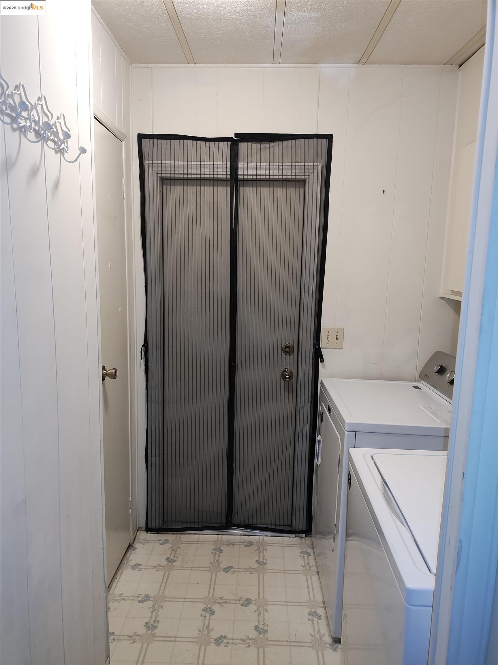 10956 Green Street, Unit 152 Columbia, CA 95310 - Photo 14 of 46 a view of bathroom with a sink