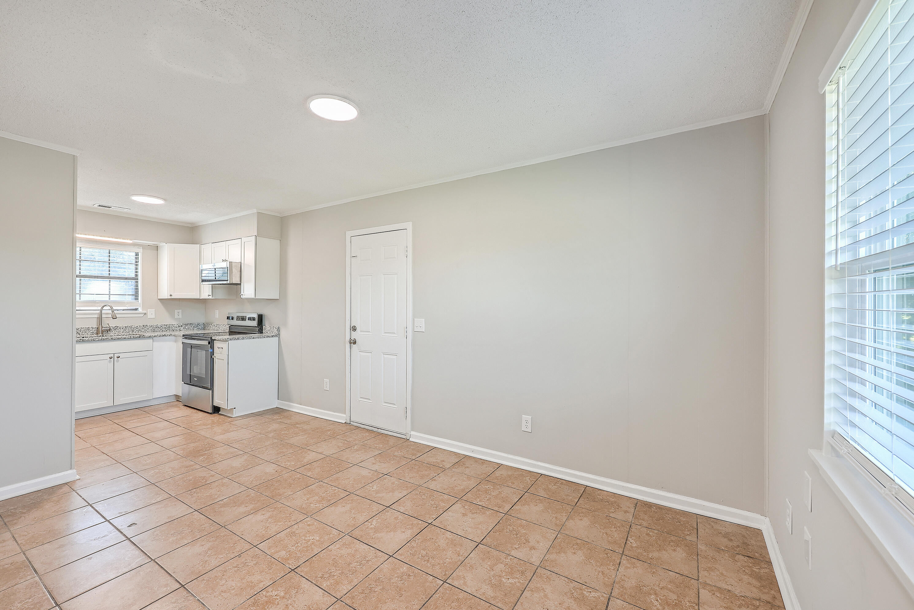 587 Mt Olive Road Santee, SC 29142 - Photo 9 of 20 Kitchen/Dining