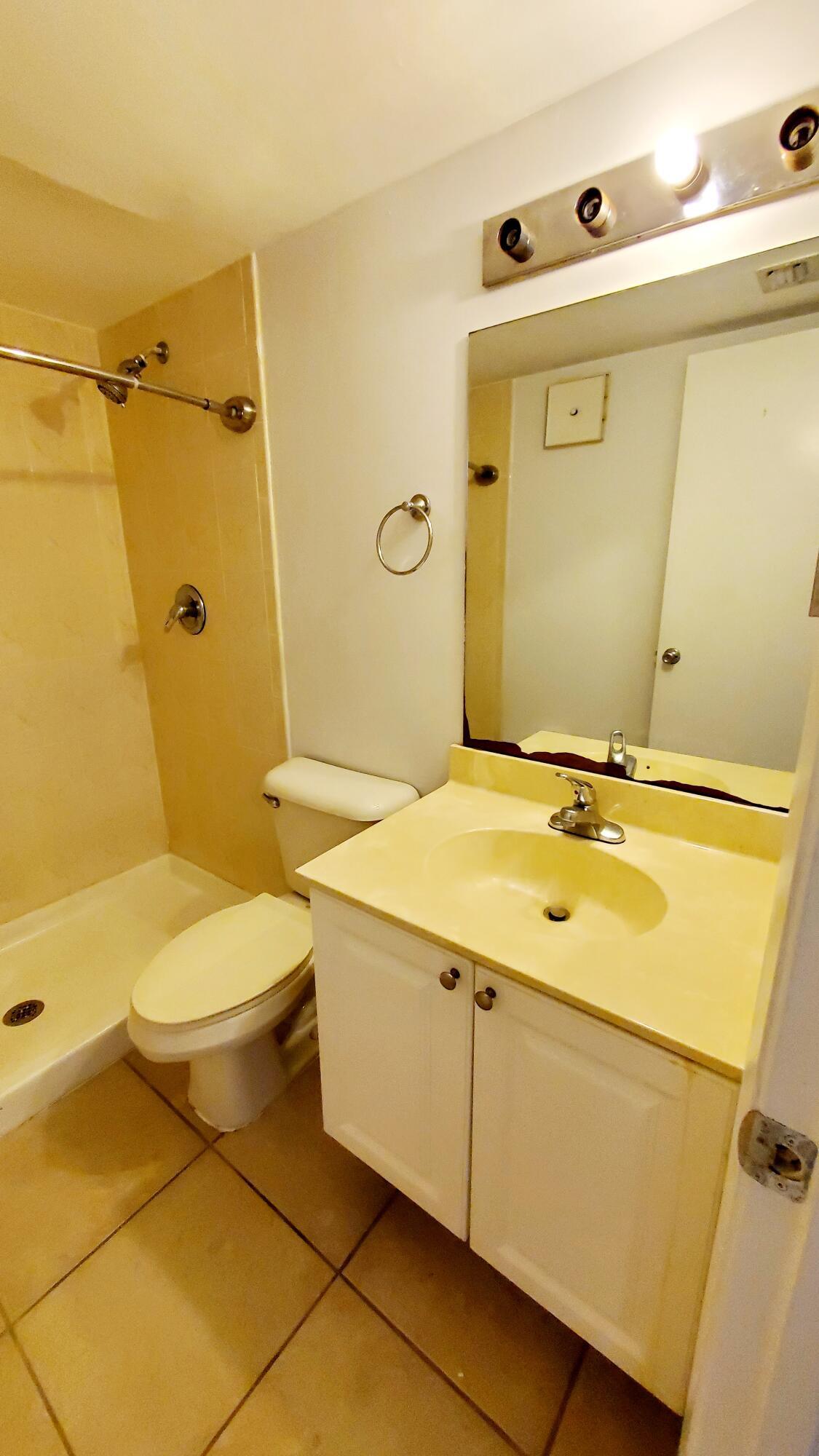 721 North Pine Island Road, Unit 103 Plantation, FL 33324 - Photo 39 of 54 39