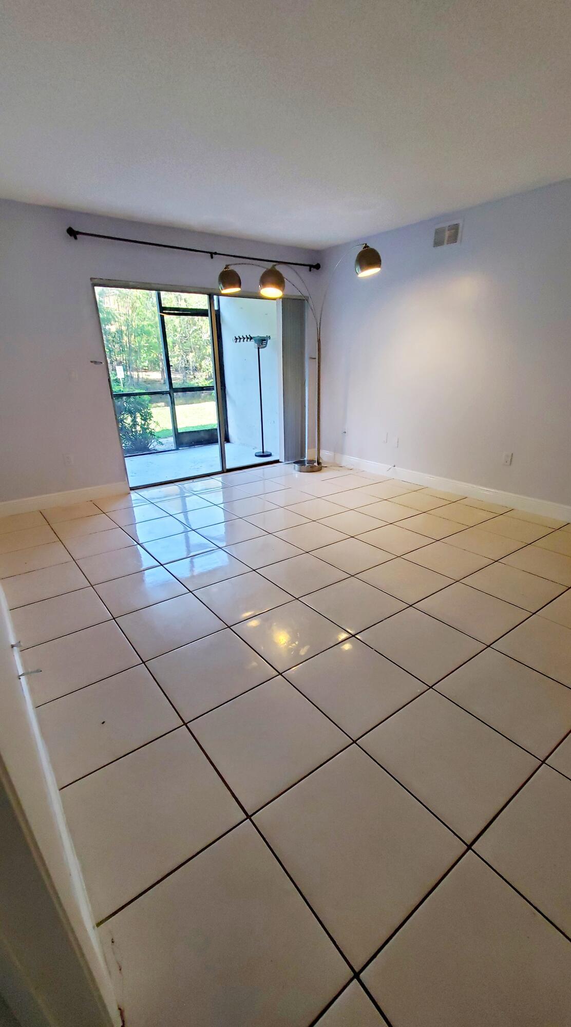 721 North Pine Island Road, Unit 103 Plantation, FL 33324 - Photo 5 of 54 5