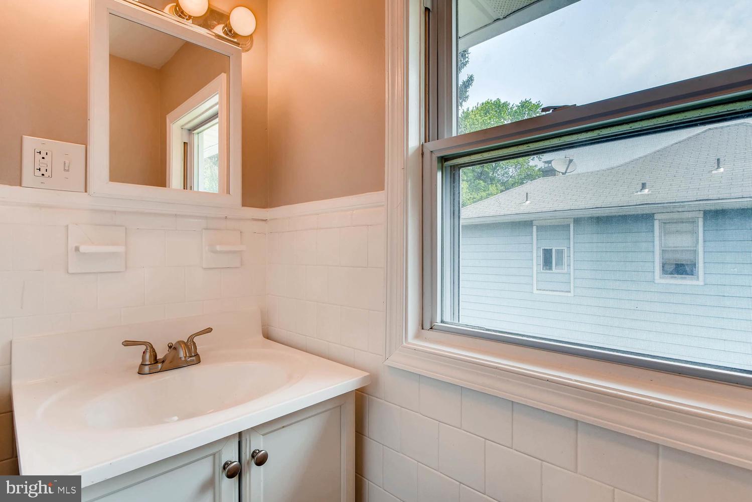2112 Sunbriar Road Baltimore, MD 21207 - Photo 16 of 26