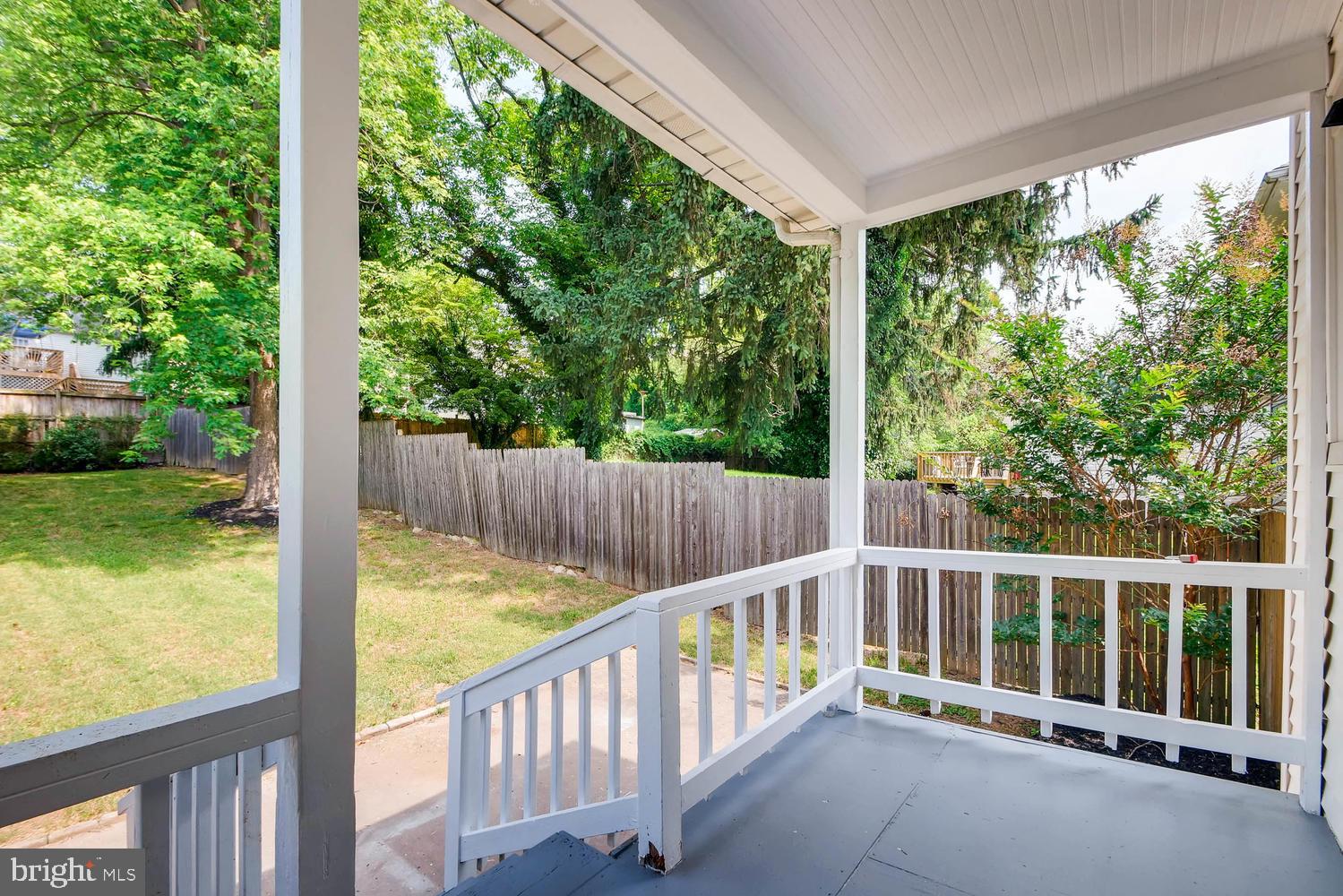 2112 Sunbriar Road Baltimore, MD 21207 - Photo 17 of 26