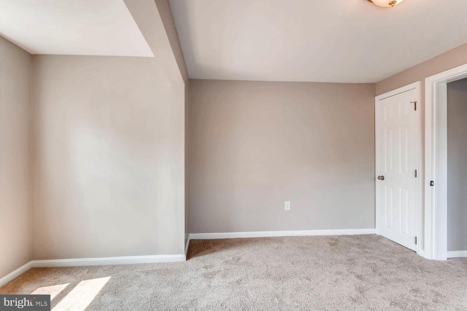 2112 Sunbriar Road Baltimore, MD 21207 - Photo 19 of 26