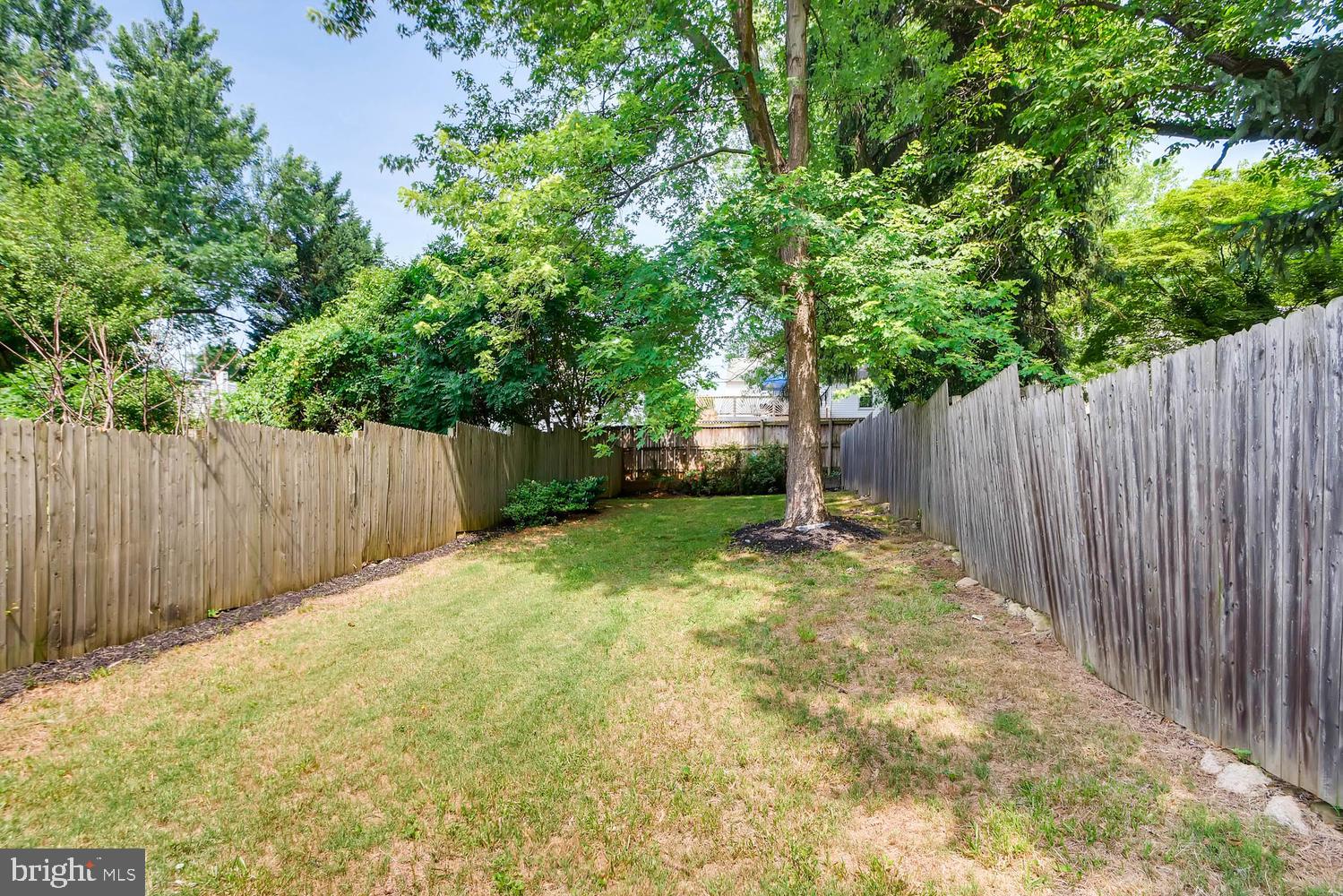 2112 Sunbriar Road Baltimore, MD 21207 - Photo 5 of 26