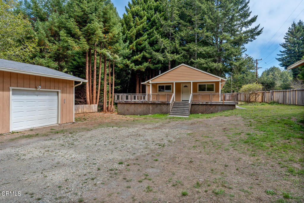 32800 Albion Ridge Road Albion, CA 95410 - Photo 20 of 27 Front of the House