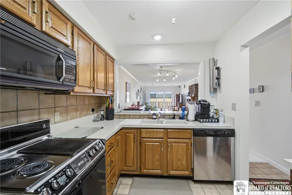 $315,000 | 6 West Terrace Avenue, Unit 6, Busti, NY 14750