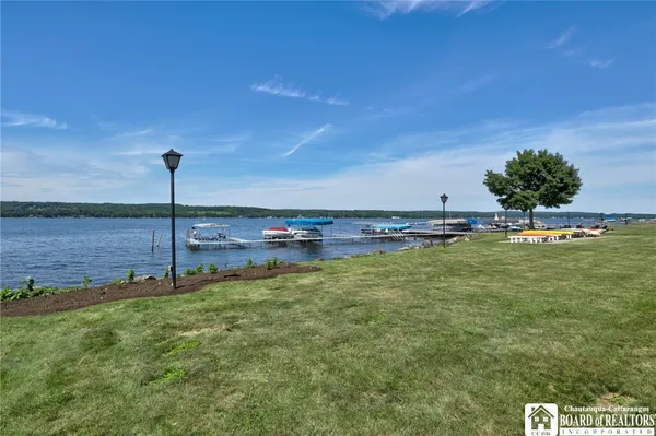 $315,000 | 6 West Terrace Avenue, Unit 6, Busti, NY 14750