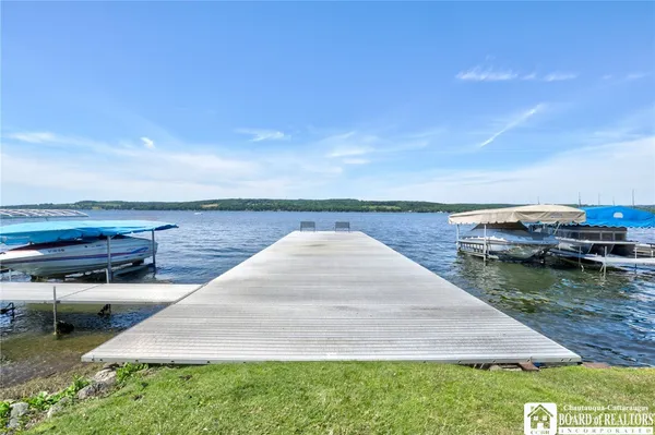 $315,000 | 6 West Terrace Avenue, Unit 6, Busti, NY 14750
