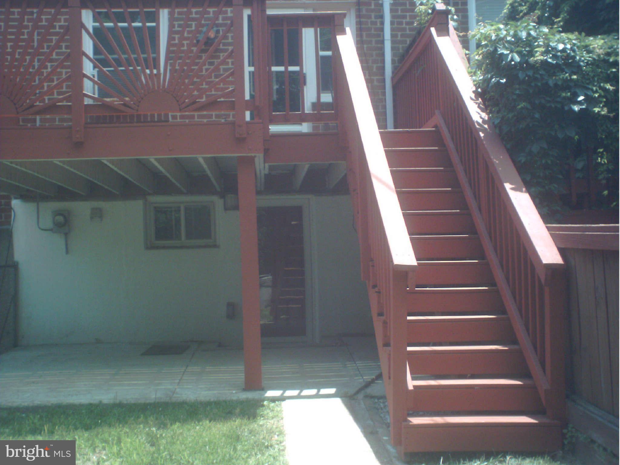 1132 Elm Road Baltimore, MD 21227 - Photo 23 of 27 a view of entryway