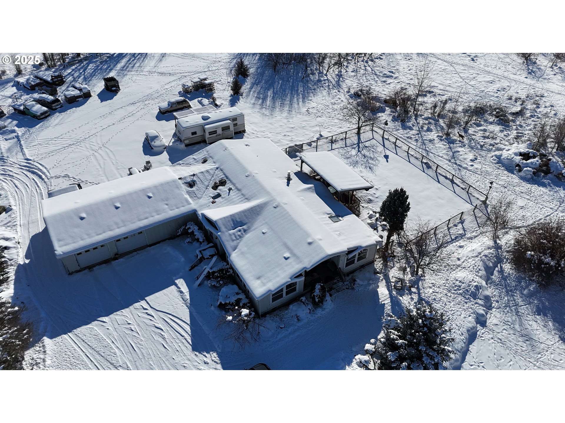 118 Fish Hatchery Lane Enterprise, OR 97828 - Photo 22 of 25 a living room with furniture and wooden floor