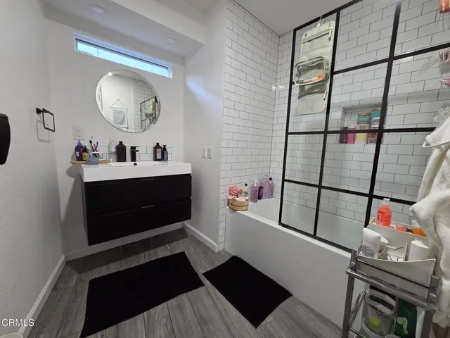 a bathroom with a bathtub