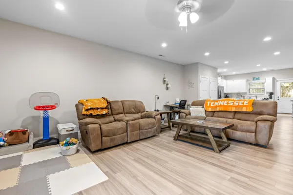 $385,000 | 1255 New Lake Road, Unit 27, Spring City, TN 37381