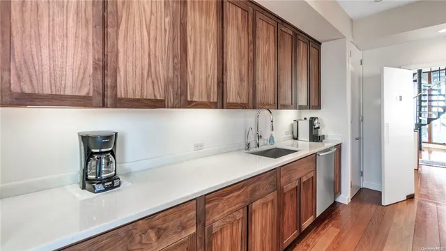 $75,000 | 222 Dune Road, Quogue, NY 11959