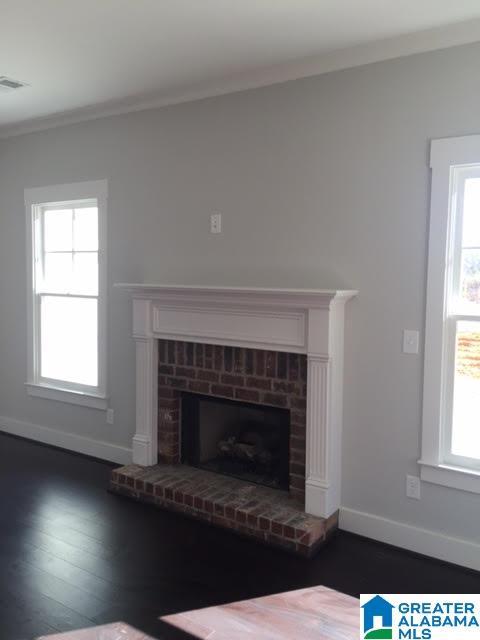 879 Valley Circle Leeds, AL 35094 - Photo 3 of 17
