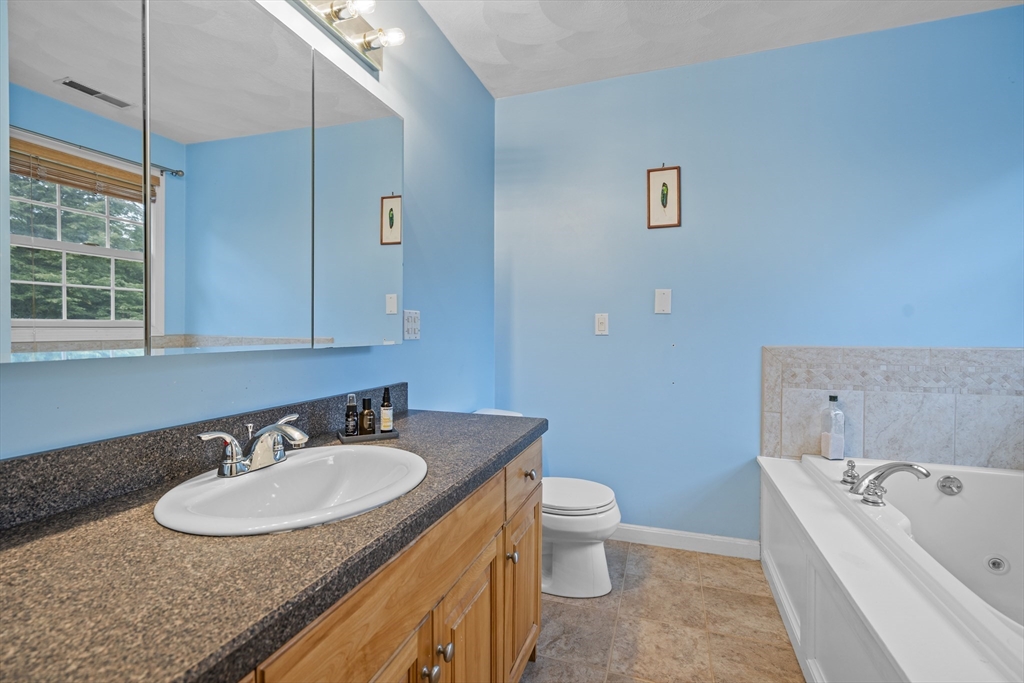385 Sutton Street, Unit 385 North Andover, MA 01845 - Photo 13 of 28