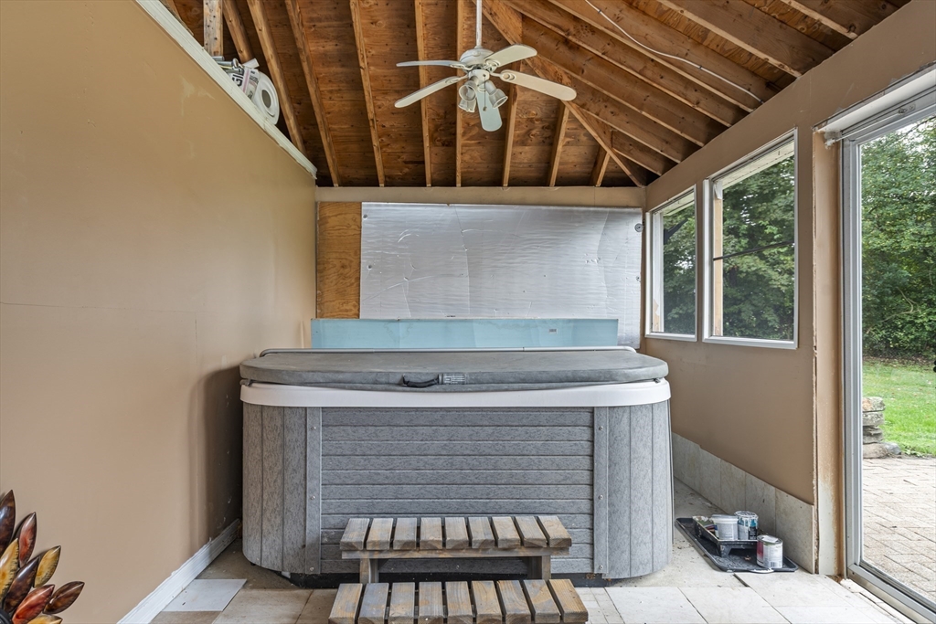 385 Sutton Street, Unit 385 North Andover, MA 01845 - Photo 25 of 28