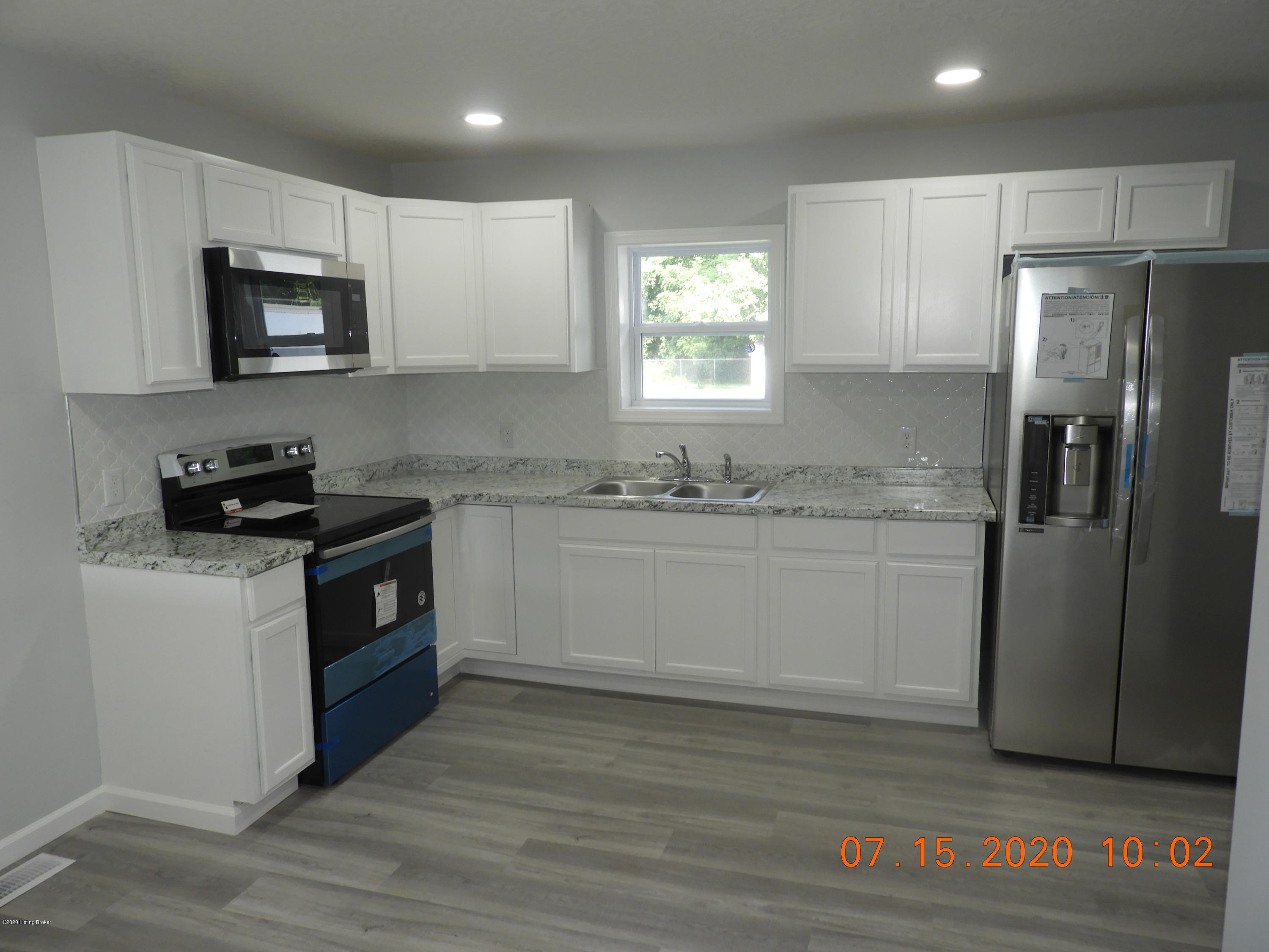 6680 Rutledge Road Louisville, KY 40258 - Photo 15 of 51 DSCN6811