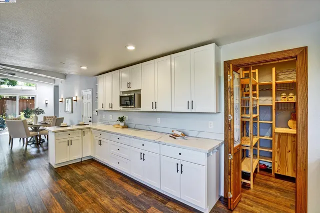 $2,099,000 | 588 East Angela Street, Pleasanton, CA 94566