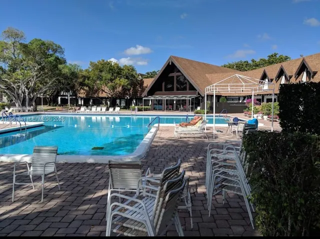 $89,000 | 3670 Inverrary Drive, Unit 1K, Lauderhill, FL 33319