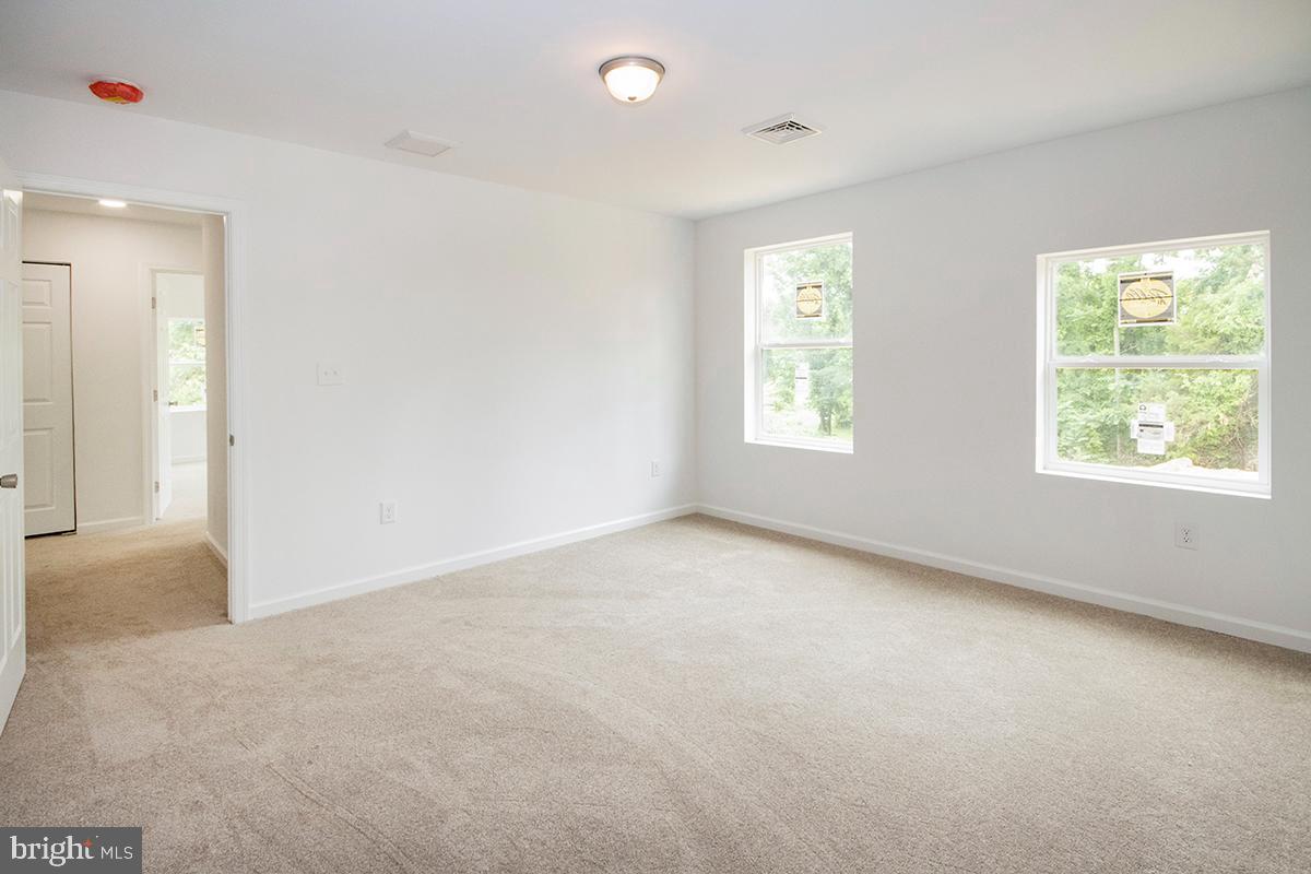 21 Rhode Island Road Sicklerville, NJ 08081 - Photo 20 of 48 Gallery Image 20