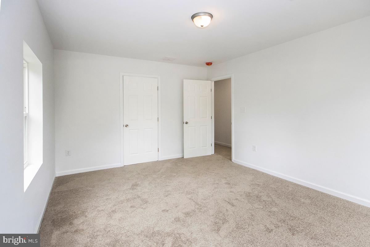 21 Rhode Island Road Sicklerville, NJ 08081 - Photo 27 of 48 Gallery Image 27