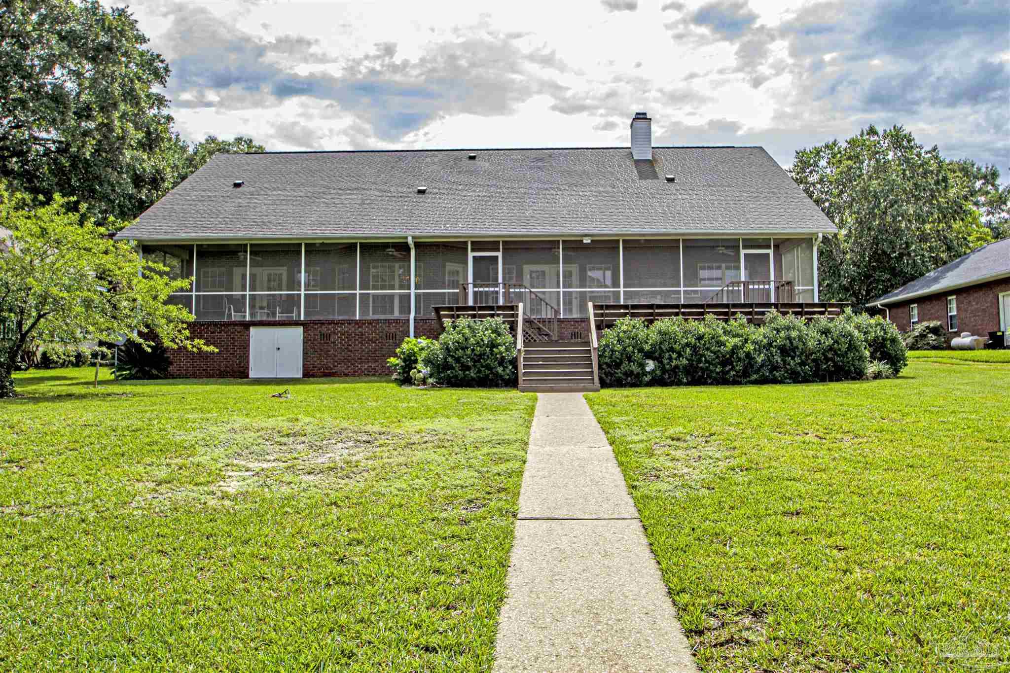 5437 Rowe Trail Milton, FL 32571 - Photo 9 of 50 Gallery Image 9