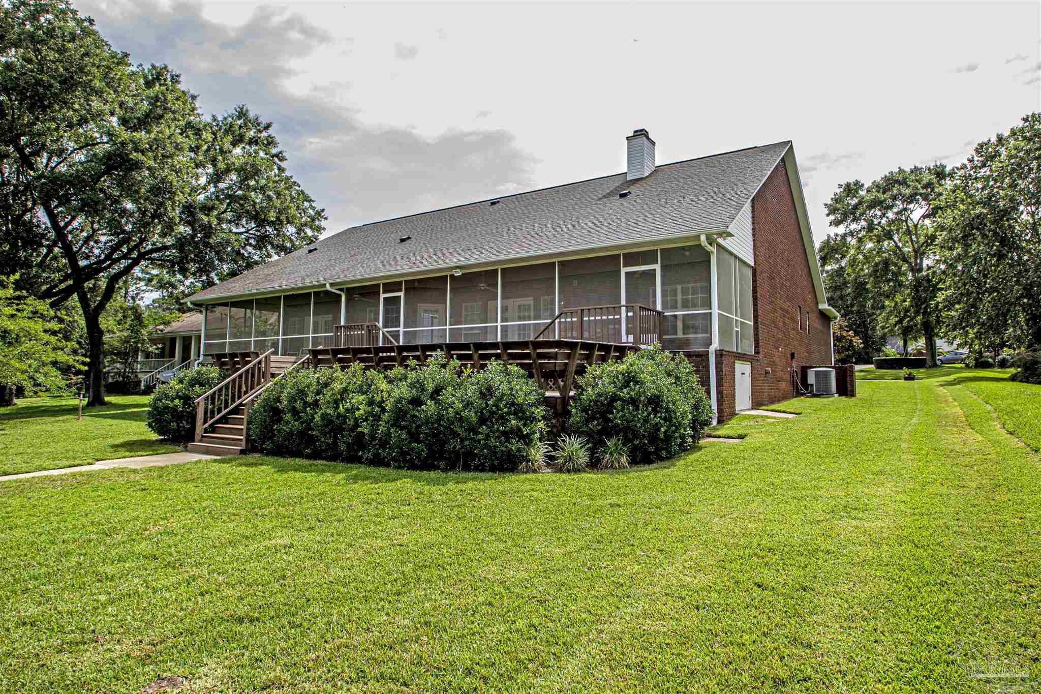 5437 Rowe Trail Milton, FL 32571 - Photo 10 of 50 Gallery Image 10