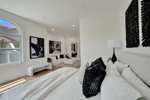 $8,350,000 | 890 Lilac Drive, Boca Raton, FL 33487