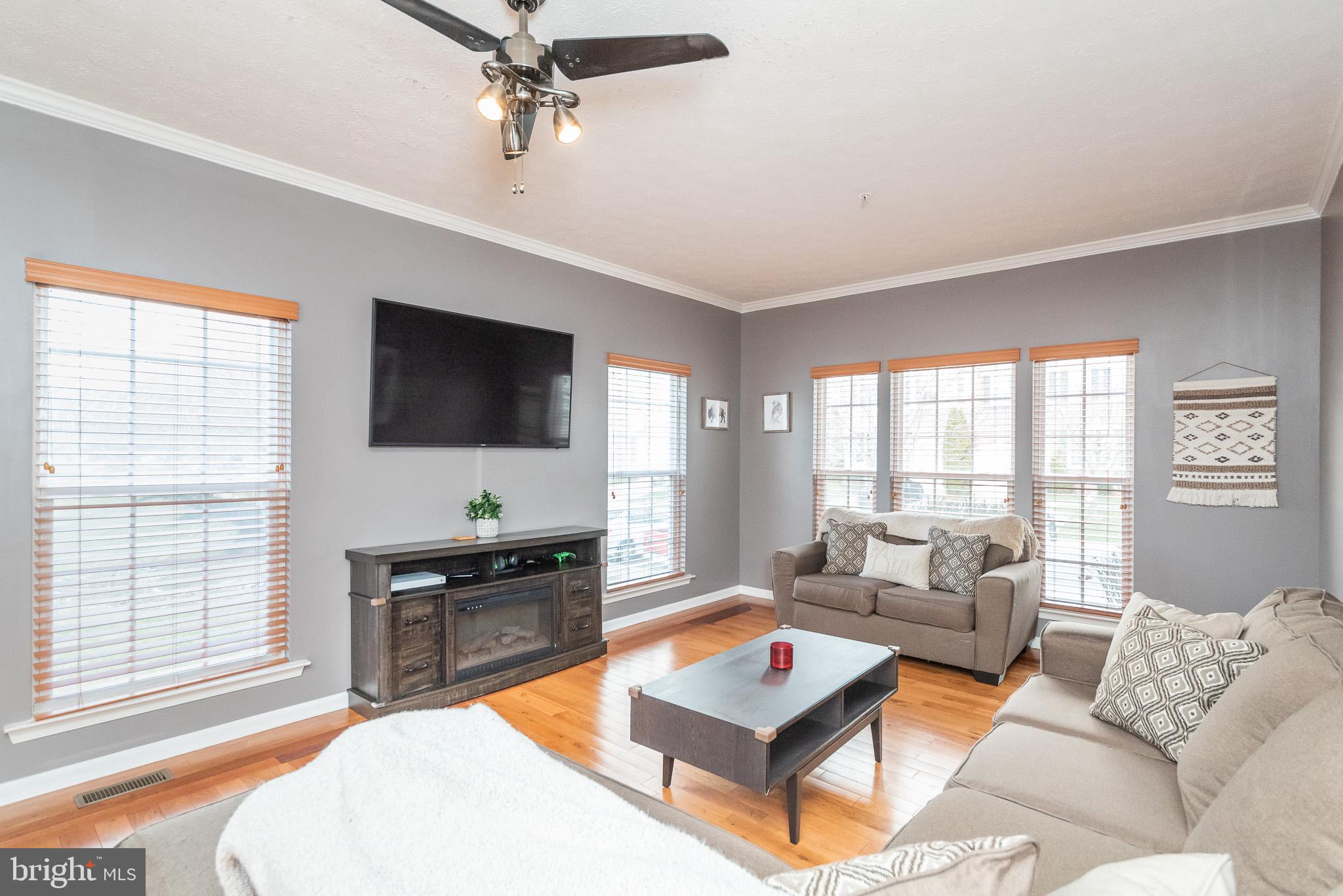 400 Rustic Court Perryville, MD 21903 - Photo 19 of 53 Living Room