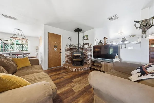 $595,000 | 17837 Coyote Lane, Anderson, CA 96007