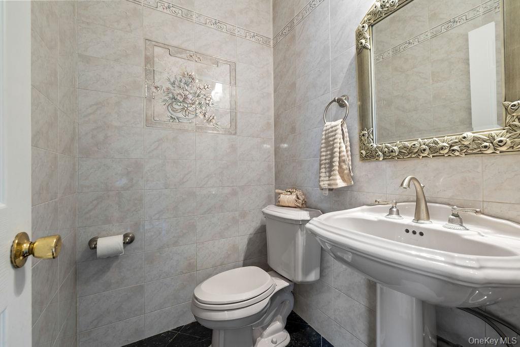 57 Wesley Chapel Road Suffern, NY 10901 - Photo 32 of 50