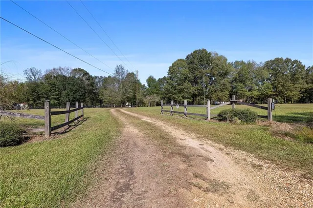 $288,500 | 19339 Shady Oak Lane, Franklinton, LA 70438