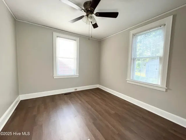 $1,417 | 905 Maple Street, Elizabeth City, NC 27909