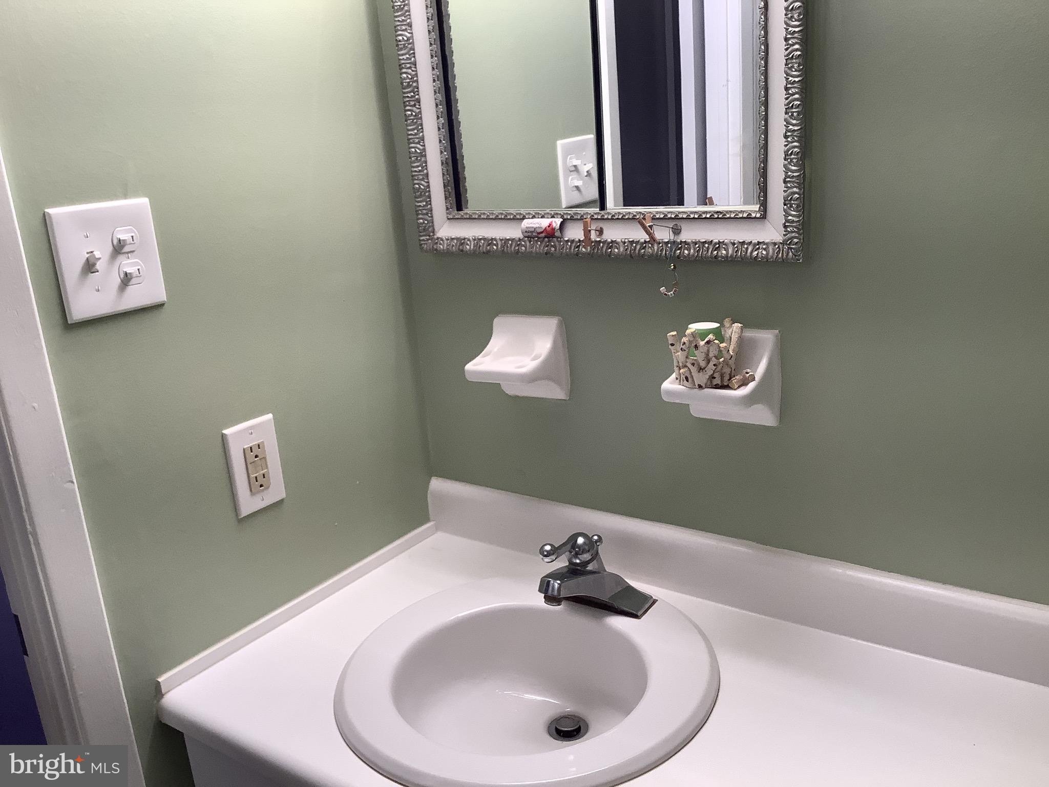 8940 Krewstown Road, Unit 105 Philadelphia, PA 19115 - Photo 14 of 24 Master bathroom