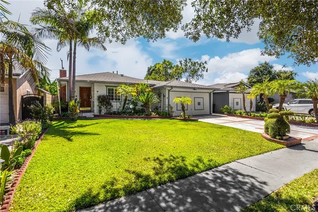 $1,150,000 | 412 East Camile Street, Santa Ana, CA 92701