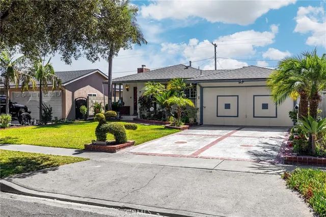 $1,150,000 | 412 East Camile Street, Santa Ana, CA 92701