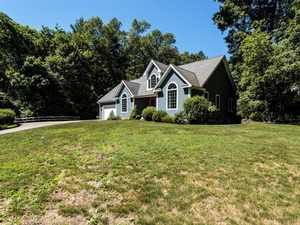 114 A Spofford Road Boxford, MA 01921 - Photo 1 of 25