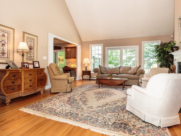 114 A Spofford Road Boxford, MA 01921 - Photo 4 of 25