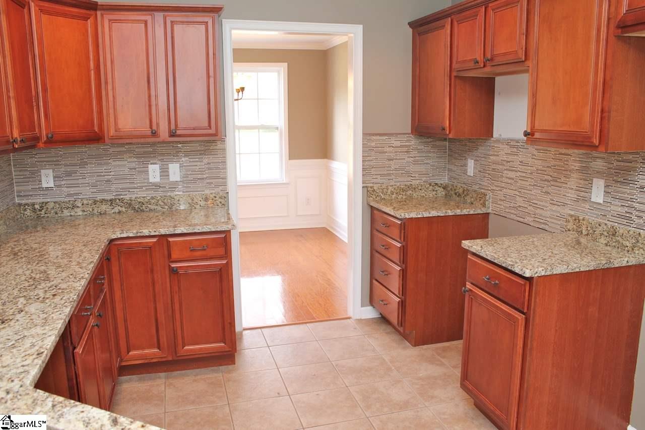 121 Sprouse Lane Fountain Inn, SC 29644 - Photo 13 of 34