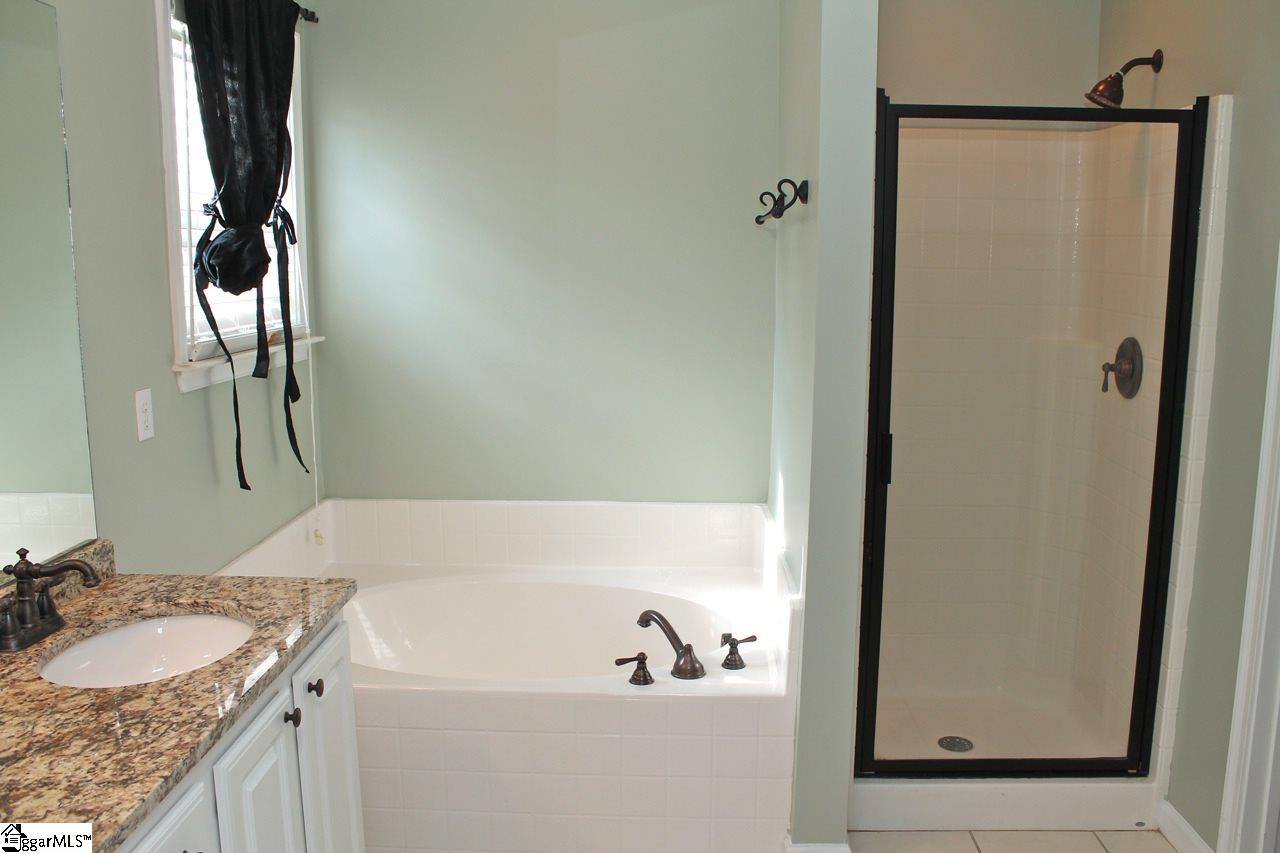 121 Sprouse Lane Fountain Inn, SC 29644 - Photo 16 of 34