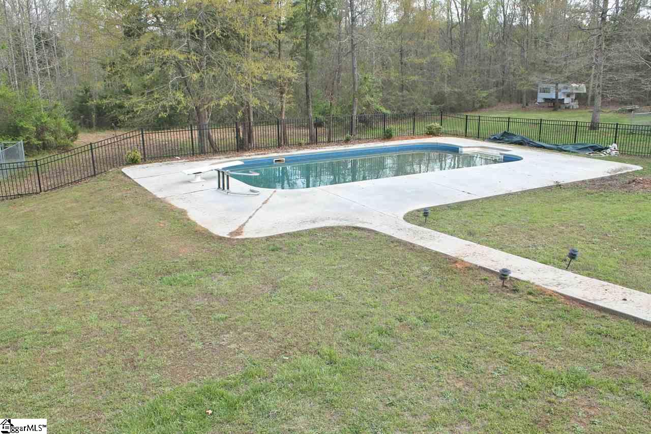 121 Sprouse Lane Fountain Inn, SC 29644 - Photo 29 of 34