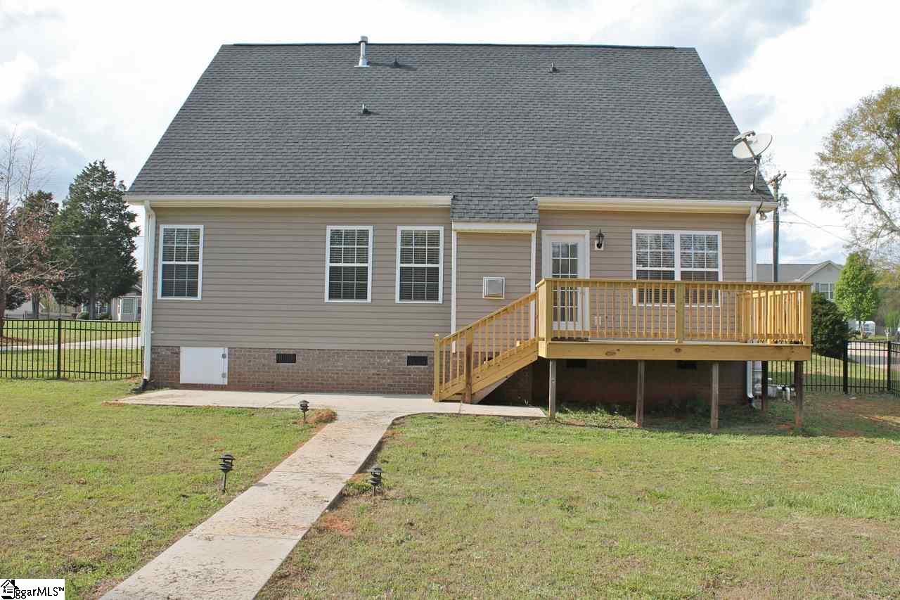 121 Sprouse Lane Fountain Inn, SC 29644 - Photo 31 of 34