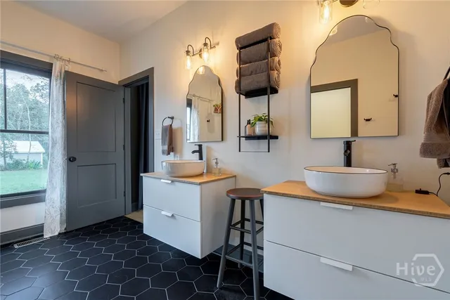 $465,000 | 130 Live Oak Lane, Comer, GA 30629