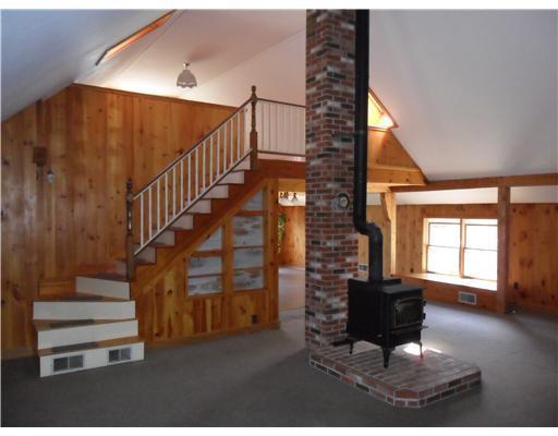 78 Troop Road Pittston, ME 04345 - Photo 6 of 22 Living Room.