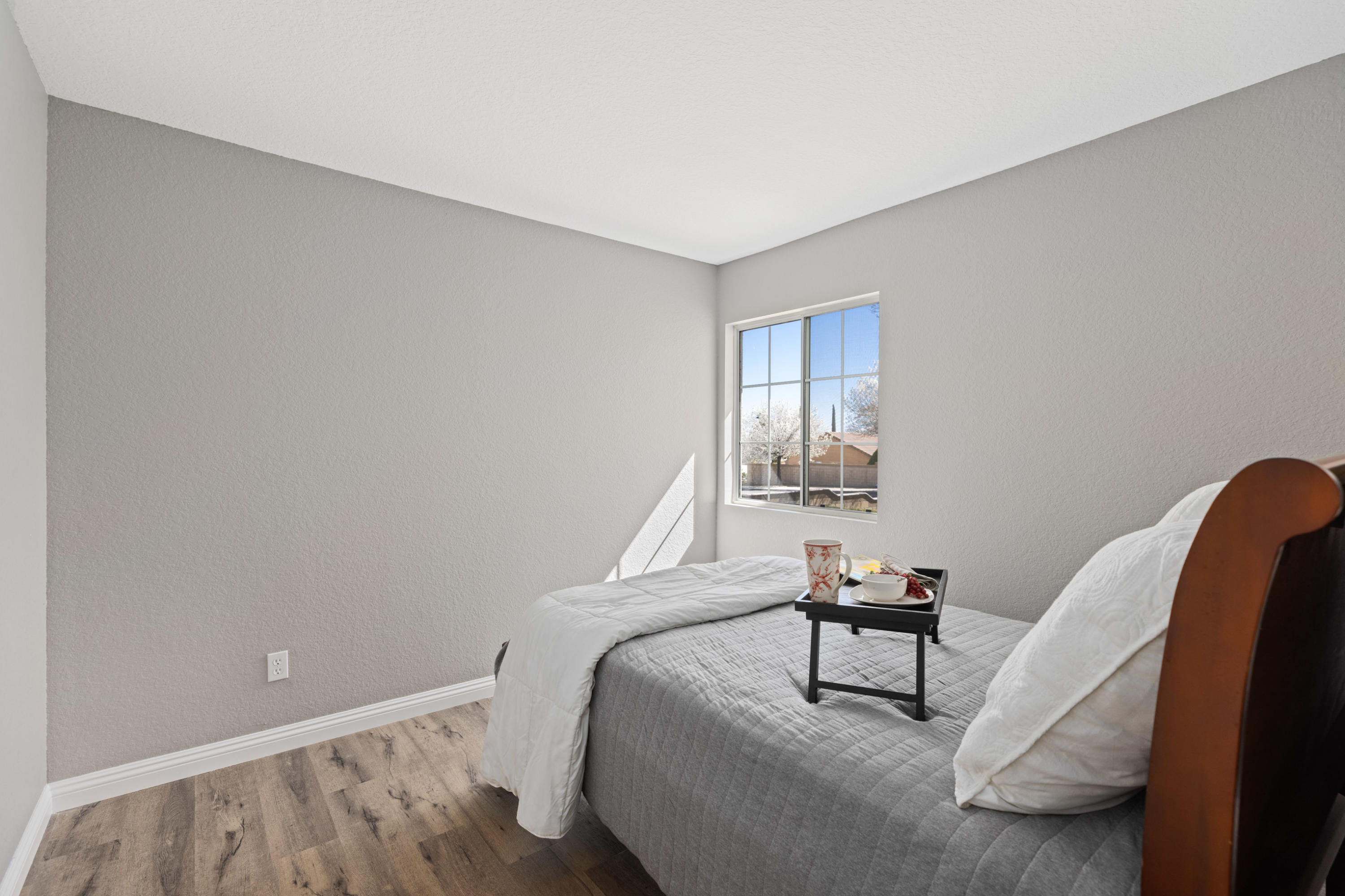 40325 Argyle Lane Palmdale, CA 93551 - Photo 16 of 24 a living room with furniture and a window