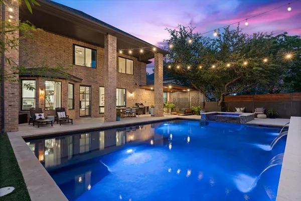 $1,275,000 | 11805 Via Grande Drive, Austin, TX 78739